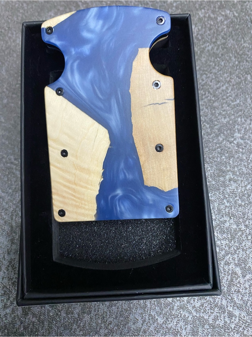 Blue and Natural Wood Men's Card Wallet